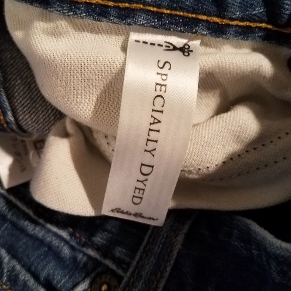 Eddie Bauer Men's Demin Jeans Size 32" x 30" specially dyed Distressed - Picture 13 of 14